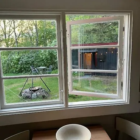 Casa vacanze Koselig Pa Eget Tun Med Varmtvanns Utedusj *